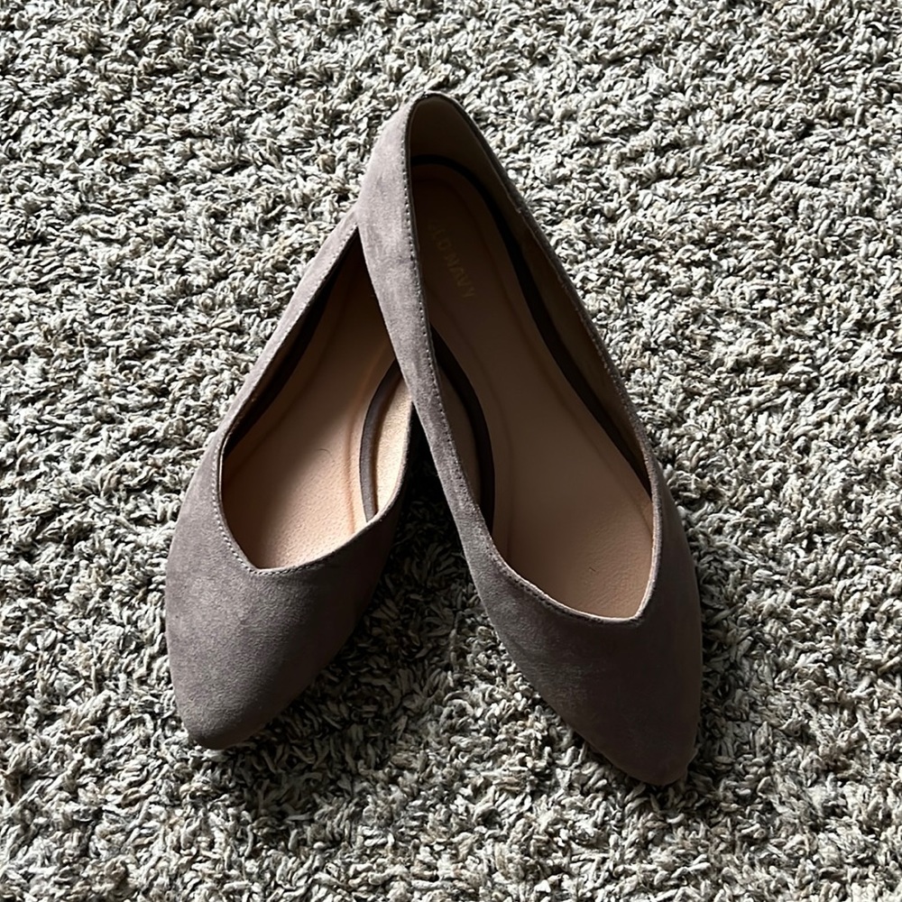 Old Navy Sueded Flats